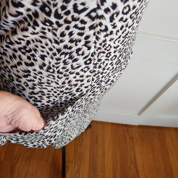 BCBG Maxazria Leopard Print Bodycon Sweater Dress Sz XS - Picture 4 of 10